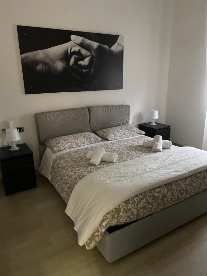 Casa Vacanza Pucchiell Apartamento Nápoles Exterior foto